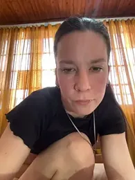 Melu12 webcam model stream image