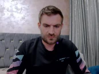 10in_deluxe webcam model stream image