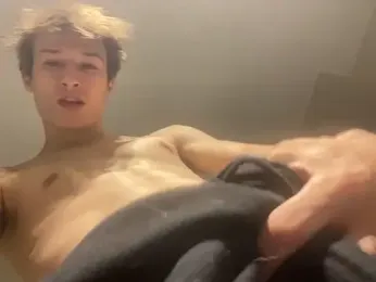 yourwhiteboy1 webcam stripchat model stream image