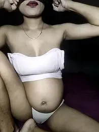 Naughty_Taniya webcam stripchat model stream image