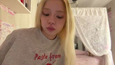 SybleFazekas webcam cam4 model stream image
