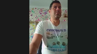 _BruceStrong_ webcam model stream image