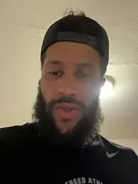 HungStr8Lightskin webcam model stream image