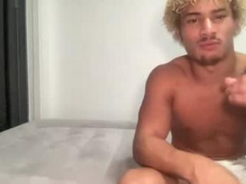 kingzosh webcam model stream image