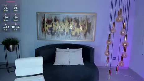 NiaHolland webcam model stream image