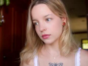 my_mia_ webcam model stream image