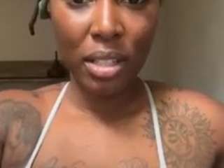 yoursecret1425 webcam model stream image