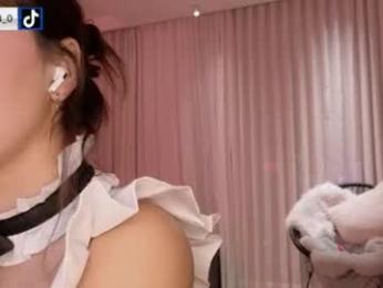 maxine_8 webcam chaturbate model stream image