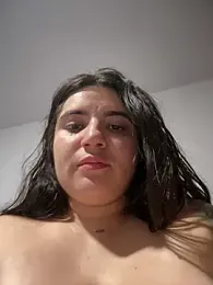 horny_roomiess webcam model stream image
