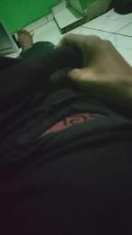 Rebelde webcam model stream image
