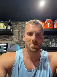 Johnytrain webcam stripchat model stream image