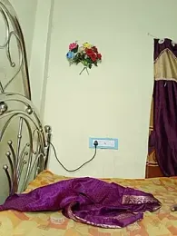 Bullet_quen webcam model stream image