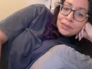 zarakkhan webcam model stream image