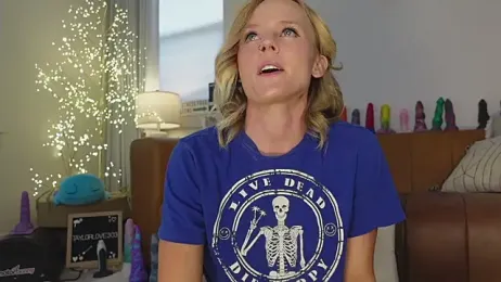 Taylorlove303 webcam stripchat model stream image