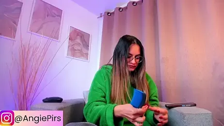 Angie_Pirss webcam model stream image