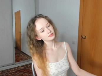 babymollyy2 webcam model stream image