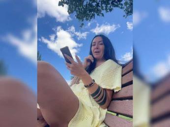 TRULIULIUSHA webcam bongacams model stream image