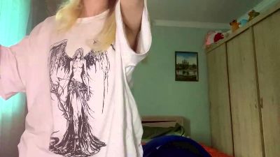 HongMitchell webcam cam4 model stream image