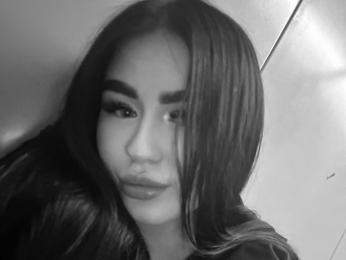 YevetteStreeper webcam livejasmin model stream image