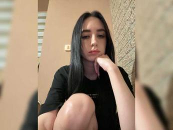 Hikikomori27 webcam model stream image