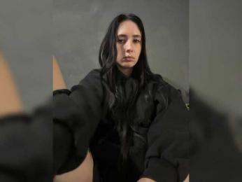 Hikikomori27 webcam model stream image