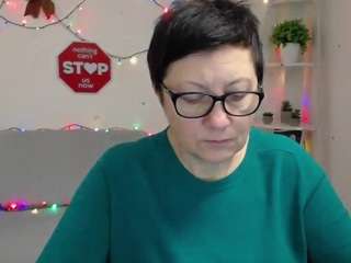 emilyl0ve webcam model stream image