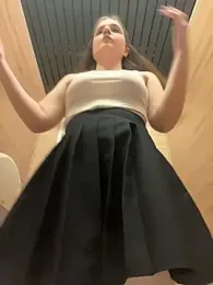 Lunabelle_ webcam model stream image