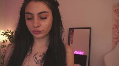 Radiant_Luna webcam model stream image
