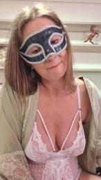 sabrinafarm webcam model stream image