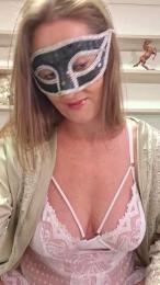 sabrinafarm webcam model stream image