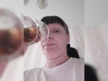 Zlykaa webcam bongacams model stream image