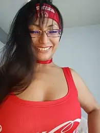 LucyCherry69 webcam model stream image