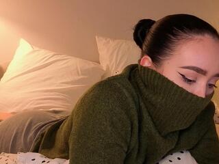 Zoe Niickels webcam model stream image