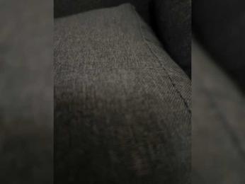 ArtYlaa webcam model stream image