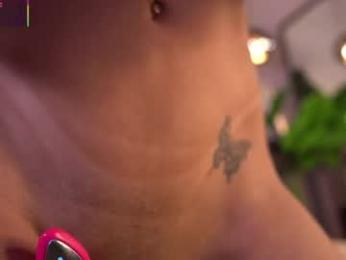 ellediane webcam model stream image