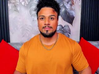 Mike Esteves webcam model stream image