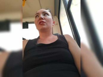 DIVo_0RA webcam model stream image
