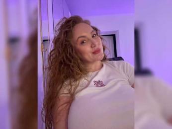 cherryygirl webcam model stream image