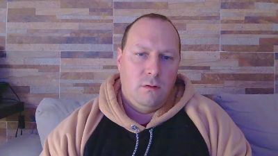 Lustonfan webcam model stream image