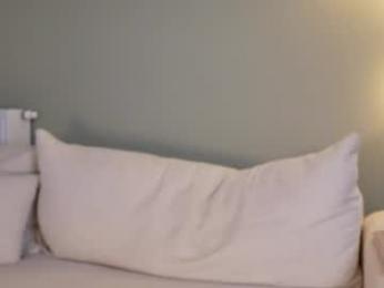 minimollyq webcam model stream image