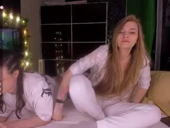 queenafina webcam model stream image