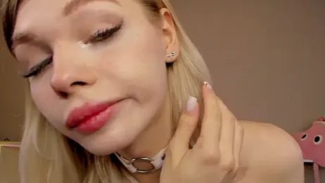 Blondy_Fina webcam model stream image