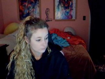 YourSecretGirlFriend963 webcam model stream image