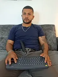 BrunoSilva_ webcam stripchat model stream image