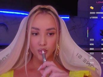 In-your-fucking-mind webcam model stream image