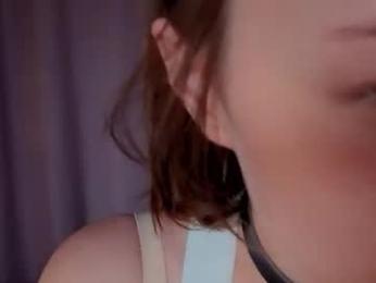 _demi_dee_ webcam model stream image