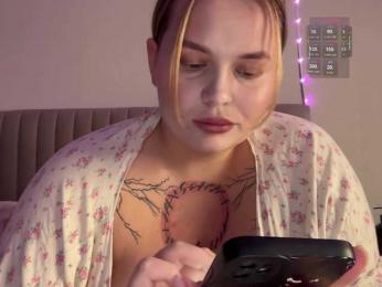 Divine-1 webcam model stream image