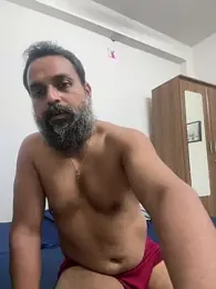 beast_bearded_dady webcam model stream image