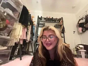 luckygigi webcam model stream image