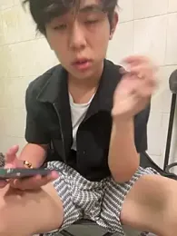 titi-999 webcam model stream image